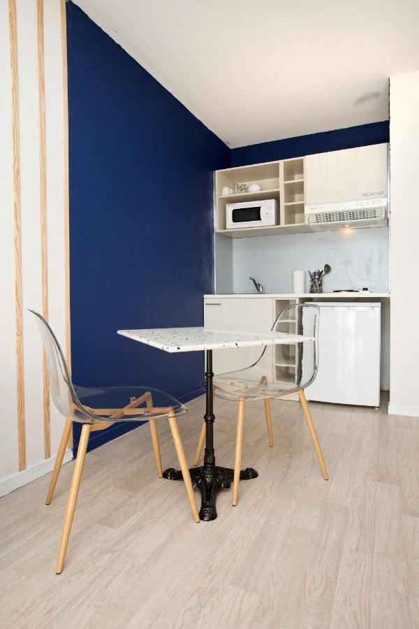 Grand Studio Avec Climatisation, Balcon Proche Gare Centre Ville Lourdes Ngoại thất bức ảnh